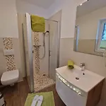 Eagle Dom wakacyjny *
